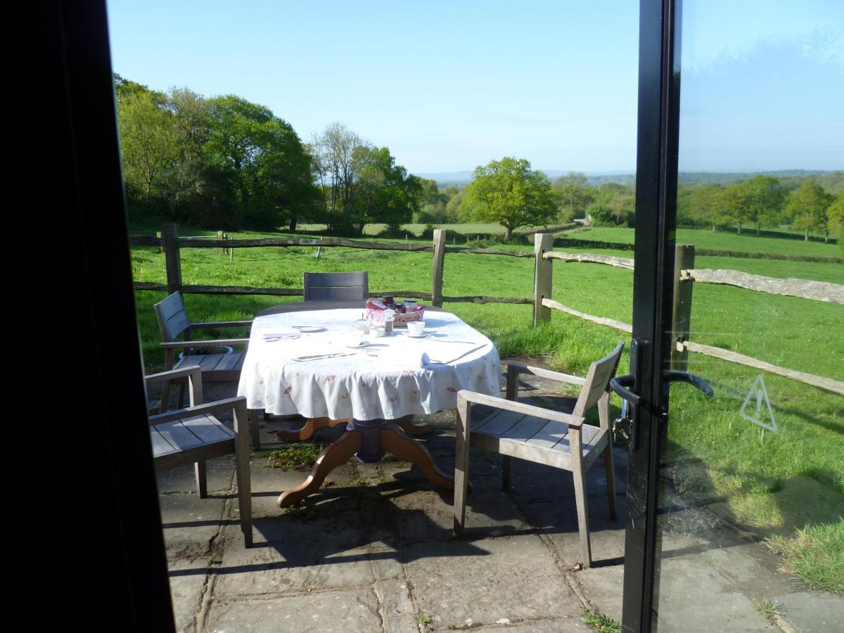 Moaps Farm B&B Support Small Business, Welcome, Check In From 5 Pm Danehill Exterior foto